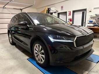 Škoda Enyaq IV 80 SOH 90%m.r.2022 matrix Kamera tepelné čerp