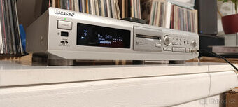 SONY MDS-JE510 Stereo Minidisc Player-Recorder