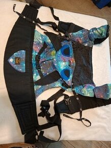 Ergonomické nosítko od 4 měsíců