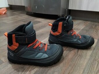 Teplé zimní nepromokavé boty Quechua vel. 31 / 19,5 cm