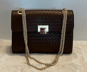 Tommy Hilfiger, Guess, Bessie London