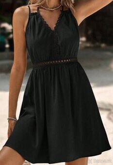 Sexy černé šaty L