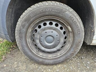 4xzimní kola na VW Caddy, R15