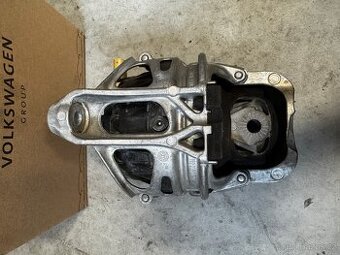 Hydraulické lůžko motoru 3.0TDI