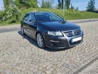 Volkswagen Passat R36 3.6 V6 220kW – TOP výbava