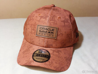 Predám Red Bull Racing F1 Max Verstappen rôzne kšiltovky
