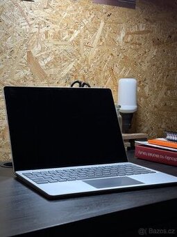 Microsoft Surface Laptop Go – i5 / 8 GB RAM / 256 GB SSD