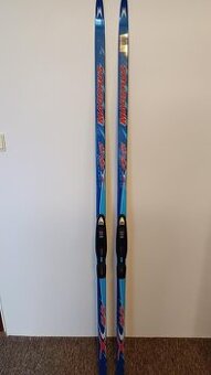 Běžecké lyže a boty