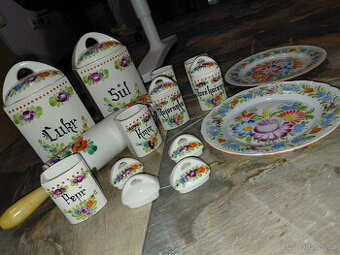 Porcelánový servis na koření, vhodné na chalupu, chatu