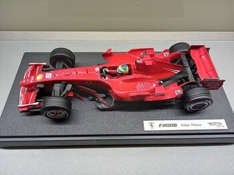 F1 FERRARI F2007 2007 FELIPE MASSA HOTWHEELS 1:18