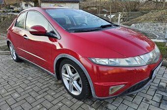 Honda Civic 1.8 V-Tec, 103kw, r. 2009