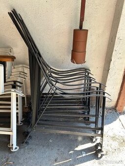 Bytelné kovové nohy pro zahradní nábytek – více variant