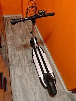 Dafiant elektrická kolobezka