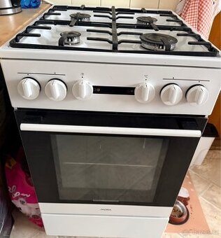 Zánovní kombinovaný sporák Mora