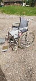 Invalidní vozík. - 1