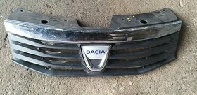 Dacia Sandero -‐- mřížka