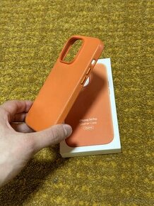 iPhone 14 pro Kožený kryt oranžový