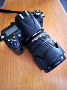 Nikon D7000 + objektiv AF-S Nikkor 18-105 mm - 1