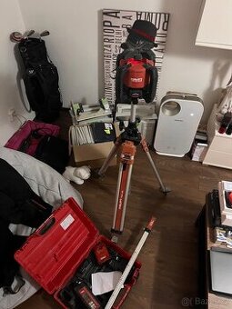 Hilti PR 30 HVS A12 rotační laser s latí a stativem