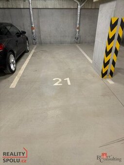 Pronájem, ostatní/garážové stání, 12 m2, Měděná 3061/4, 3010