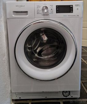 Pračka Whirlpool