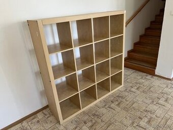 Knihovna IKEA kallax