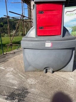 Nádrž na naftu 2500 l