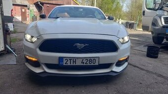 Světlomety mustang r.v. 2016