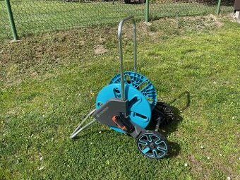 Vozík na zahradní hadici Gardena - 1