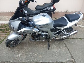 Suzuki SV 1000