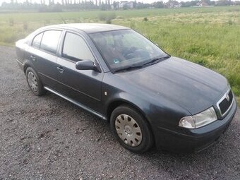 ŠKODA OCTAVIA  1. = 1,6i BENZIN 75 KW  TOUR