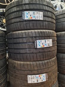 2x 305/30/21 nové letní pneu DPH PORSCHE Mercedes 21
