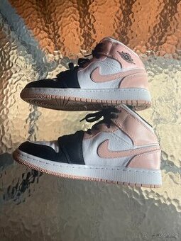 Tenisky Nike Air Jordan 1 MID