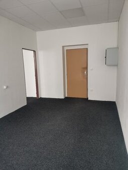 Pronájem kanceláří v Hradci Králové 99m2, ev.č. 00098