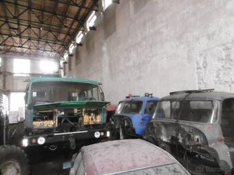Tatra 148