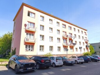 Kladno, pronájem bytu 2 + 1, 60 m2 + balkón 2 m2 + sklep, ok