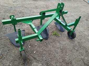 Proorávačka brambor tříradličná, brázdy do 75 cm, kolečka