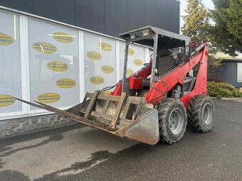 Prodám Kolový čelní nakladač