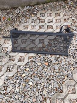 Oddělovací síť do kufru