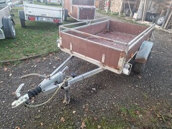 Přívěsný vozik VEZEKO VÁRIO bržděný 205cm x 127cm