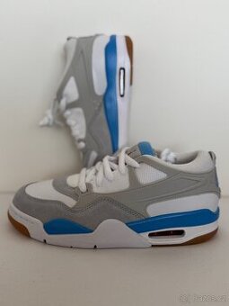 Air Jordan 4 RM vel.38,5/24cm