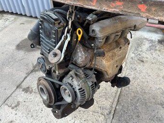 Motor Nissan 2.0D / manuální čerpadlo