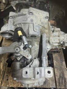 Prodám  převodovku KWB