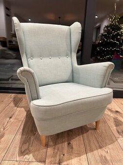 Mentolové křeslo IKEA