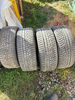 Zimní pneu 245/45-19