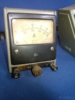 Staré měřící přístroje