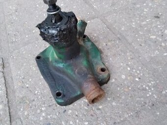 Prodám vodní pumpu na ZETOR25