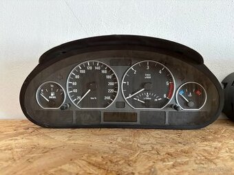 Přístrojová deska -BMW E46 150kw
