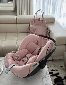 Autosedačka Cybex Cloud Z i-Size + báze