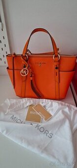 Krásná kožená kabelka Michael Kors